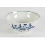 AN EIGHTEENTH CENTURY LOWESTOFT PORCELAIN SUGAR BOWL, transfer printed in underglaze blue with