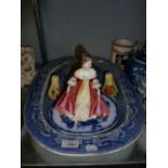 A COLLECTION OF MISC CERAMICS TO INCLUDE; WEDGWOOD EMBOSSED QUEENS WARE COFFEE SERVICE FOR SIX