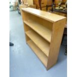 A LIGHT OAK THREE TIER OPEN BOOKCASE, 3' WIDE AND A TEAK EFFECT TELEVISION STAND WITH END VIDEO