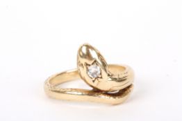 A gentleman's 15ct gold diamond set snake ringwith engraved detail, size SCondition: