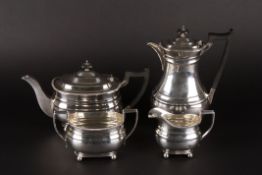 A George VI silver four piece silver tea sethallmarked Sheffield 1938, comprising teapot, hot water