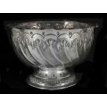 A silver pedestal bowl hallmarked Sheffield 1907, with makers initials HA probably for Aiken