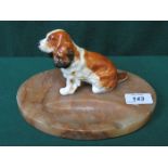 MARBLE EFFECT DESK STAND WITH MOUNTED CERAMIC DOG