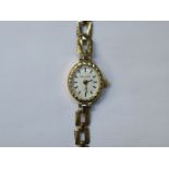 9ct GOLD LADIES 'CHURCHILL' WRISTWATCH ON 9ct GOLD STRAP