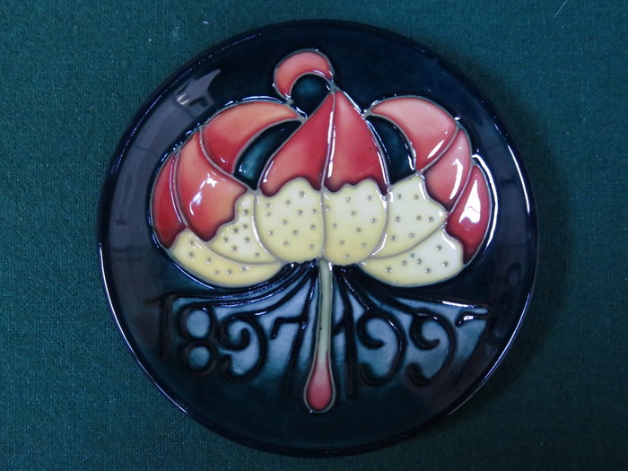 MOORCROFT CENTENARY 1897-1997 SPECIAL EDITION CERAMIC COASTER,