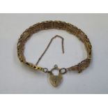 9ct GOLD GATE BRACELET WITH HEART FORM CLASP