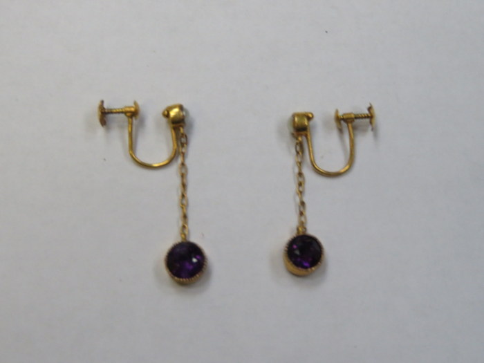PAIR OF 9ct GOLD DROP EARRINGS SET WITH PURPLE STONES AND PEARL TYPE STONES