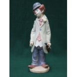 LLADRO GLAZED CERAMIC CLOWN WITH VIOLIN 23cm