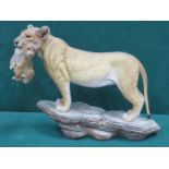 MODERN DANBURY MINT FIGURE GROUP BY DAVID FRYER- LIONESS AND HER CUB,