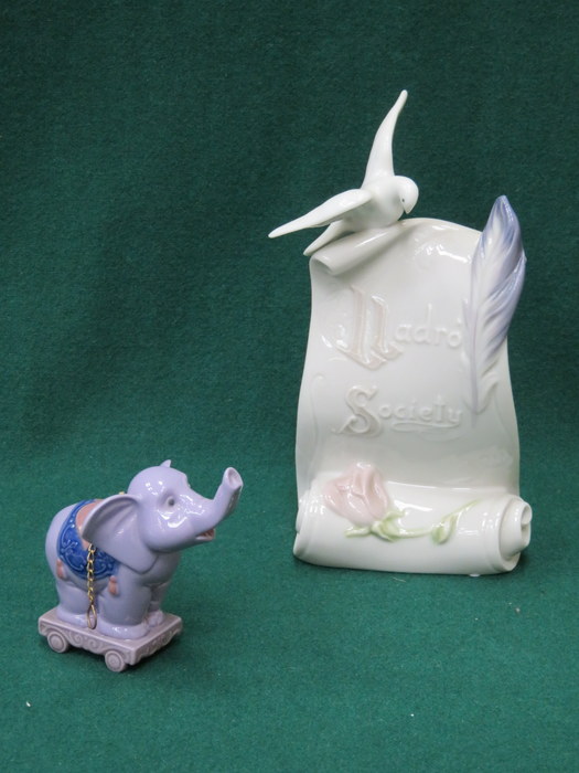 LLADRO SOCIETY PLAQUE AND LLADRO ELEPHANT FORM BAUBLE