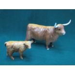 BESWICK GLAZED CERAMIC HIGHLAND COW NO 1740 AND BESWICK GLAZED CERAMIC HIGHLAND CALF NO 1827