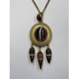 PRETTY GOLD COLOURED MOURNING BROOCH WITH ENAMELLED DECORATION AND BANDED AGATE TYPE STONES
