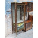 FRENCH STYLE ORMOLU MOUNTED SINGLE DOOR GLAZED DISPLAY CABINET,