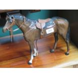 BESWICK GLAZED CERAMIC LARGE RACEHORSE COMPLETE WITH HARNESS NO 1564 BY ARTHUR GREDINGTON 28.