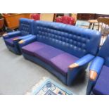 STYLISH RETRO BLUE LEATHER UPHOLSTERED BUTTON BACK THREE SEATER SETTEE AND MATCHING ARMCHAIRS