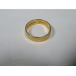 22ct GOLD RING