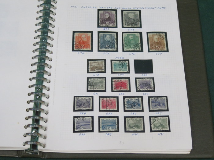 ALBUM OF MAINLY AUSTRALIAN POSTAGE STAMPS - Image 4 of 5