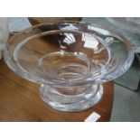 DECORATIVE GLASS BOWL