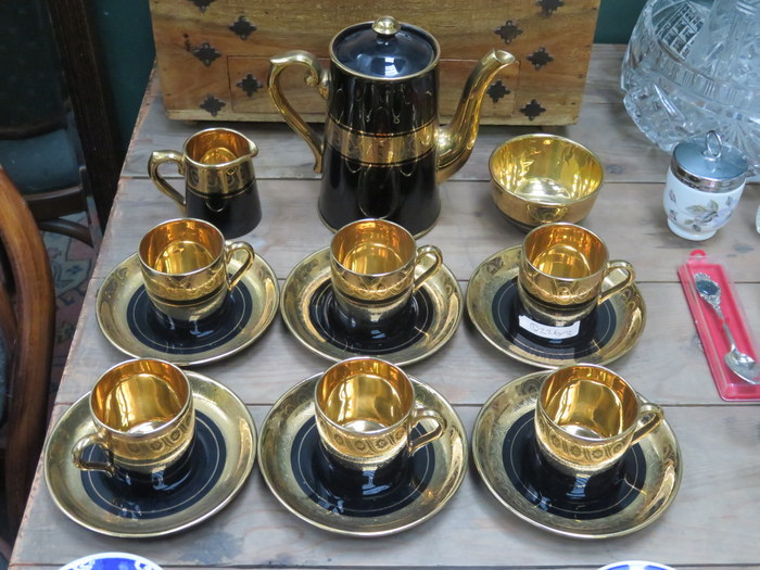 DEVENPORT GILDED FIFTEEN PIECE COFFEE SET