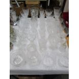 MIXED LOT OF GLASSWARE INCLUDING STUART CRYSTAL AIR TWIST GOBLET