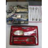 PARCEL OF VARIOUS SILVER PLATED FLATWARE, COMMUNITY WARE, COMMEMORATIVE SPOONS, ETC.