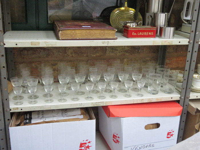 PARCEL OF ETCHED HOLMGUARD DRINKING GLASSES