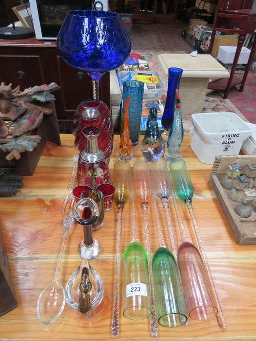 PARCEL OF VARIOUS COLOURED GLASSWARE