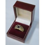 18ct GOLD GENTS RING,