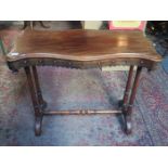 VICTORIAN MAHOGANY SHAPED TOPPED SIDE TABLE