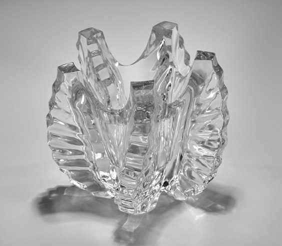 LALIQUE CRYSTAL GLASS VASE - Image 2 of 3