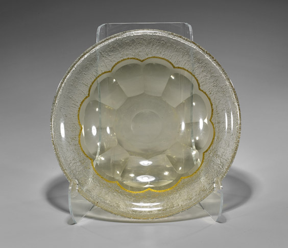 LARGE ART DECO DAUM NANCY GLASS CHARGER - Image 2 of 3