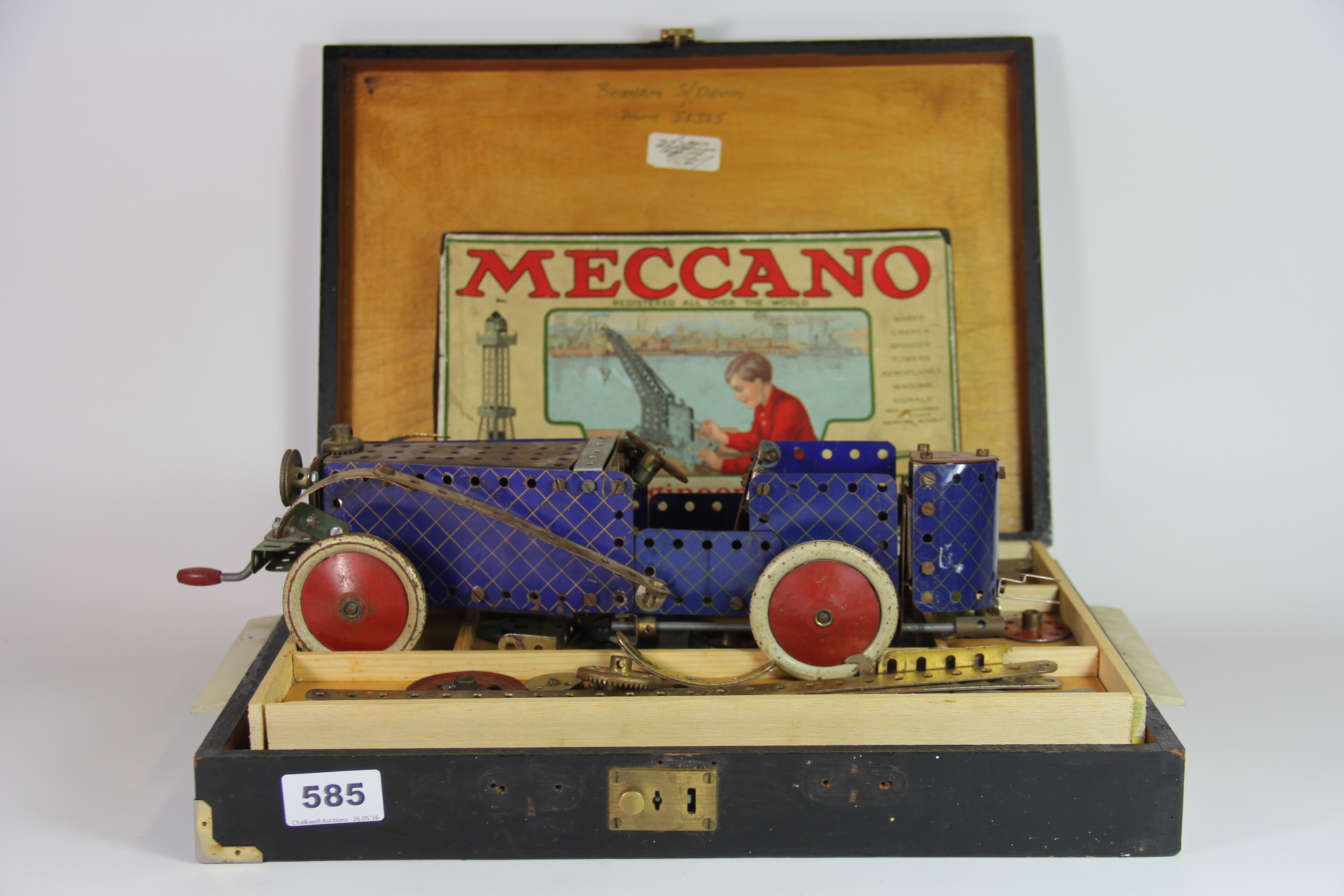 A vintage Meccano set including a racing car. - Image 2 of 6