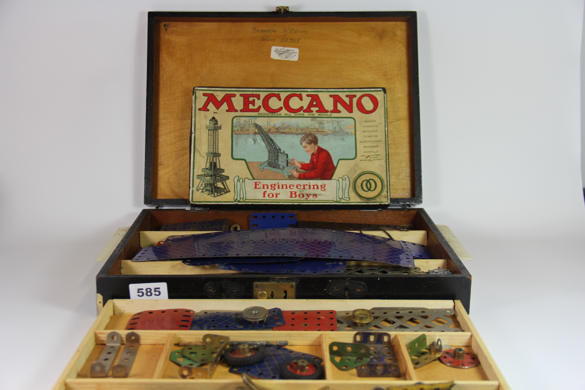 A vintage Meccano set including a racing car. - Image 4 of 6