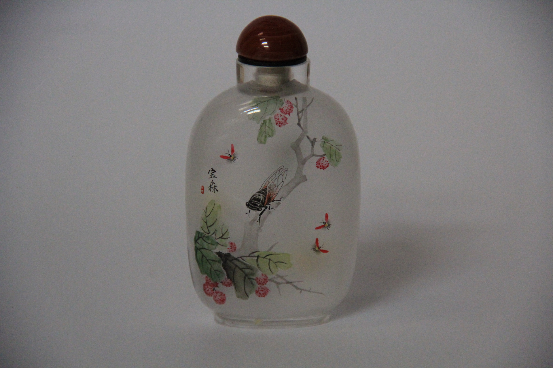 A set of four signed and beautifully decorated Chinese inside painted snuff bottles of crickets - Image 7 of 9