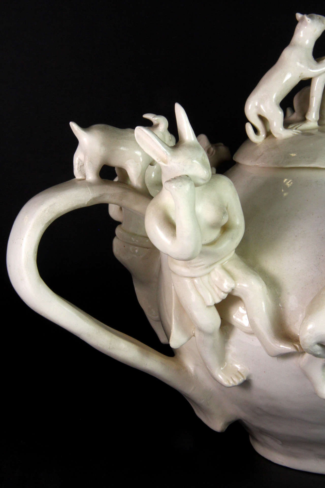 A rare South African Ardmore cream pottery glazed teapot by Nhlanhla Nsudwane (H. 29cm), spout to - Image 3 of 9