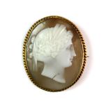 A 9ct yellow gold (stamped 9ct) mounted cameo brooch, L. 4cm.