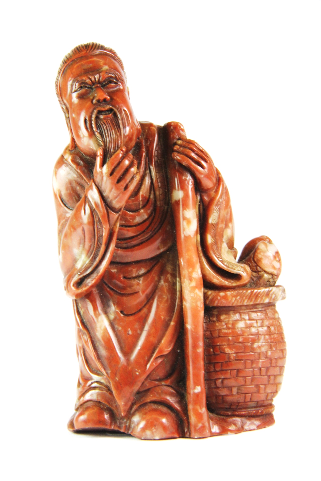 A superbly carved Chinese hardstone figure of a sage stroking his beard, H. 12cm. Est. £200 - 250.