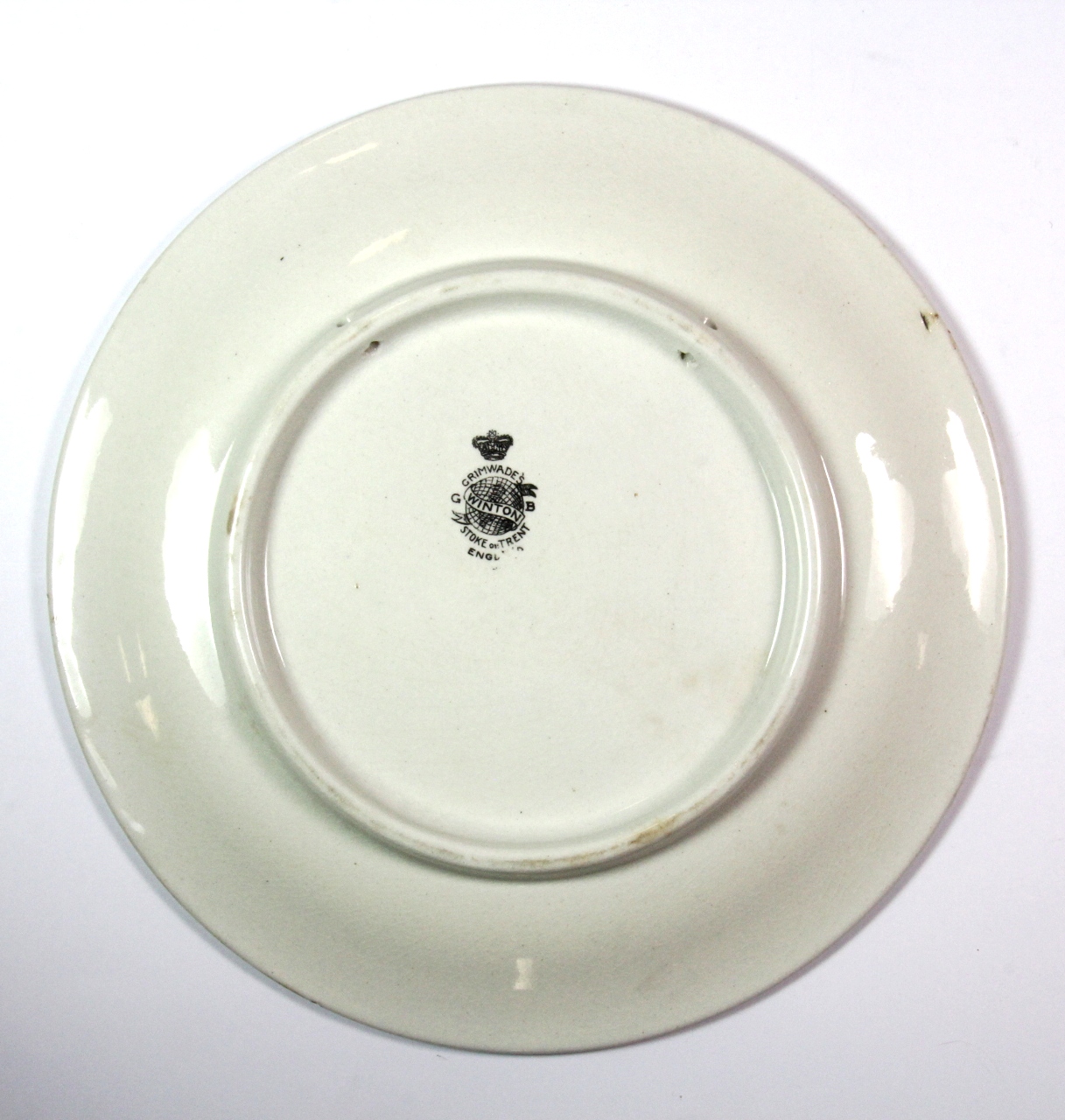 A 1918 Grimwades WWI Victory plate, Dia. 19.5cm. - Image 2 of 2