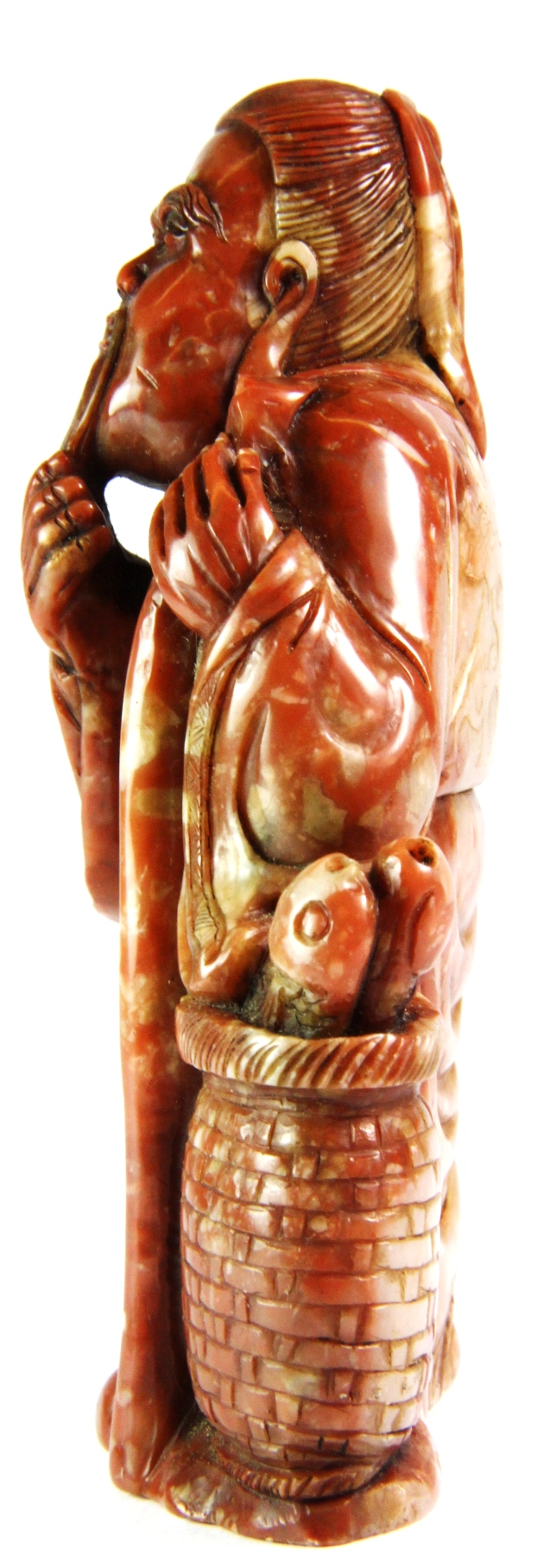 A superbly carved Chinese hardstone figure of a sage stroking his beard, H. 12cm. Est. £200 - 250. - Image 4 of 4