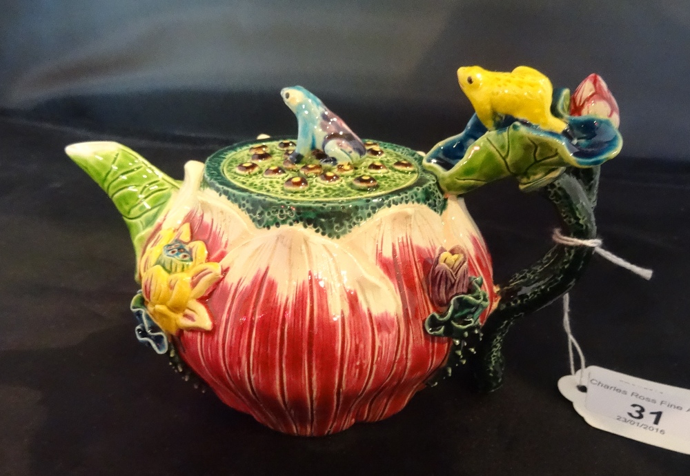 A 20th century Taiwan-Cochin ceramic teapot,