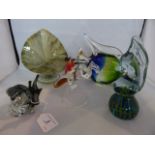 Five pieces of glass, including: a Mdina seahorse, a spun glass figure of race horse with jockey-up,