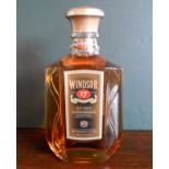 A bottle of Windsor Super Premium Scotch Whisky, aged 17 years, 50cl, 40% vol.