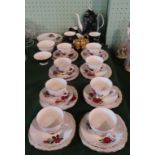 A mixed quantity of teawares,