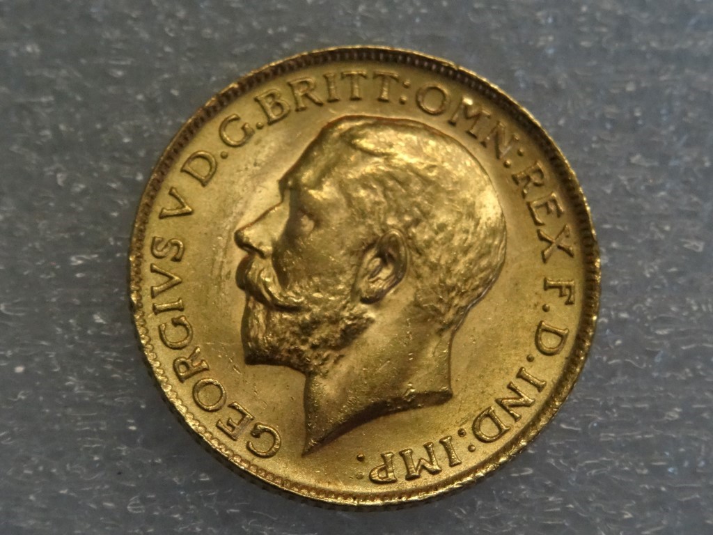 A George V sovereign, 1911. - Image 2 of 4