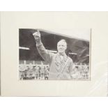 Bill Shankly autographed photo. Black and white 7x5 inch photograph autographed by the legendary