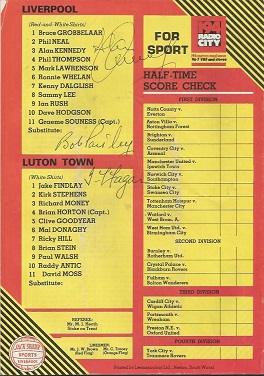 Liverpool Legends signed 1982 Liverpool V Luton Programme signed to Front by Phil Thompsom, Joe - Image 2 of 2