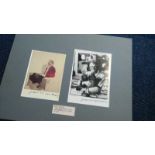 David Hockney autograph. Mounted piece, measuring 11x14 inches, featuring a 6x4 colour art