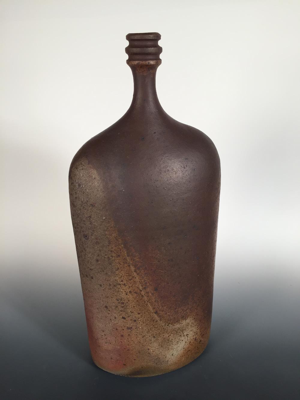 § Joanna Constantinidis (British, 1927-2000), a large and impressive flattened bottle vase, the - Image 2 of 8