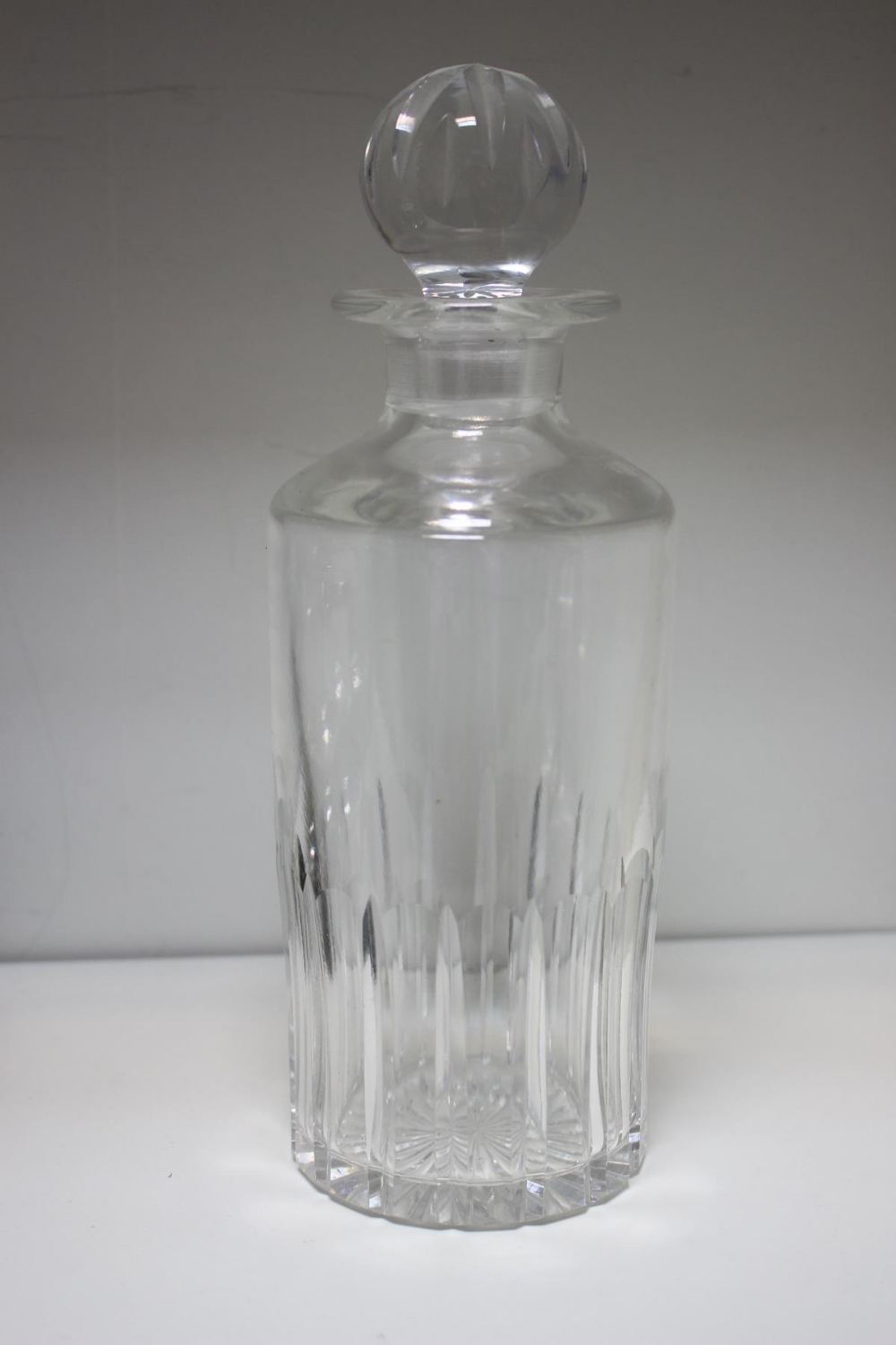 An early Victorian Old Sheffield plate three bottle decanter stand, the trefoil base having three - Image 3 of 4