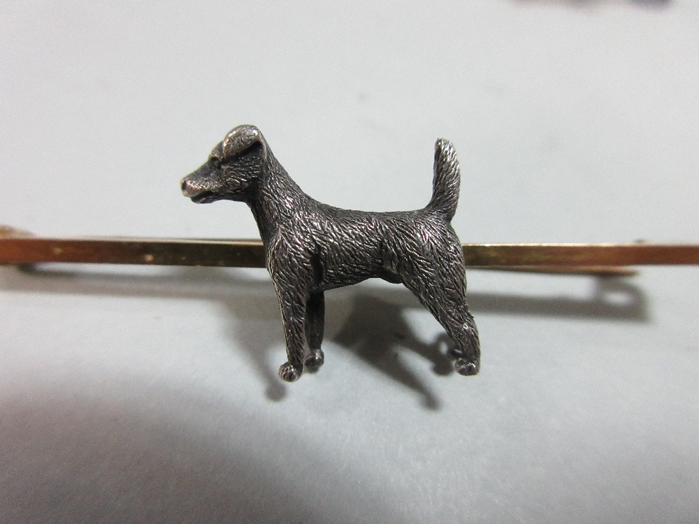 A diamond set pig brooch and other little 'natural history' curios, the galloping porker with - Image 3 of 7